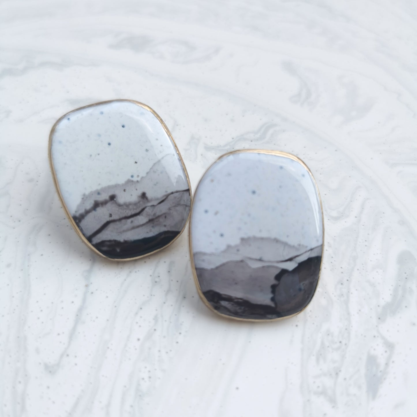 Aquarelle statement stud.