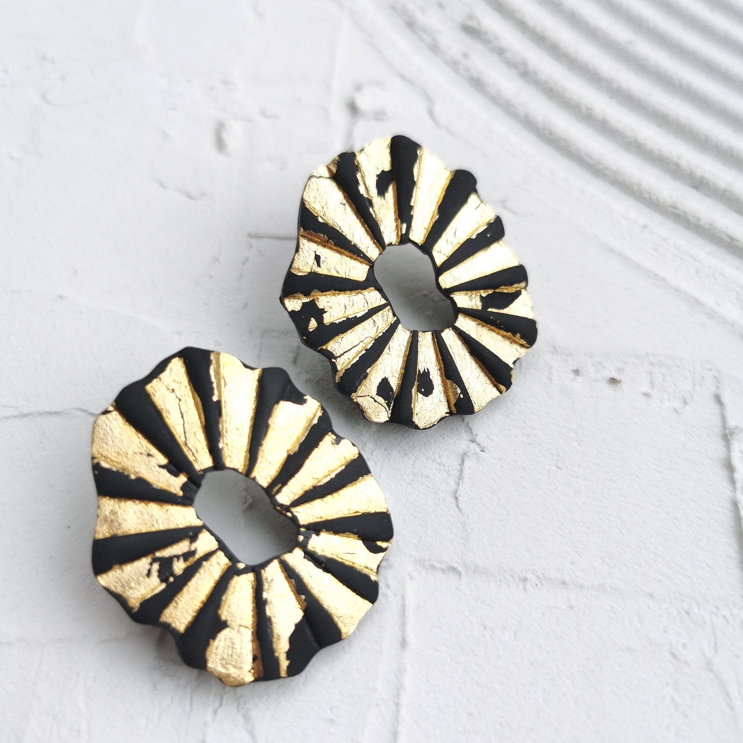 Waaier statement stud