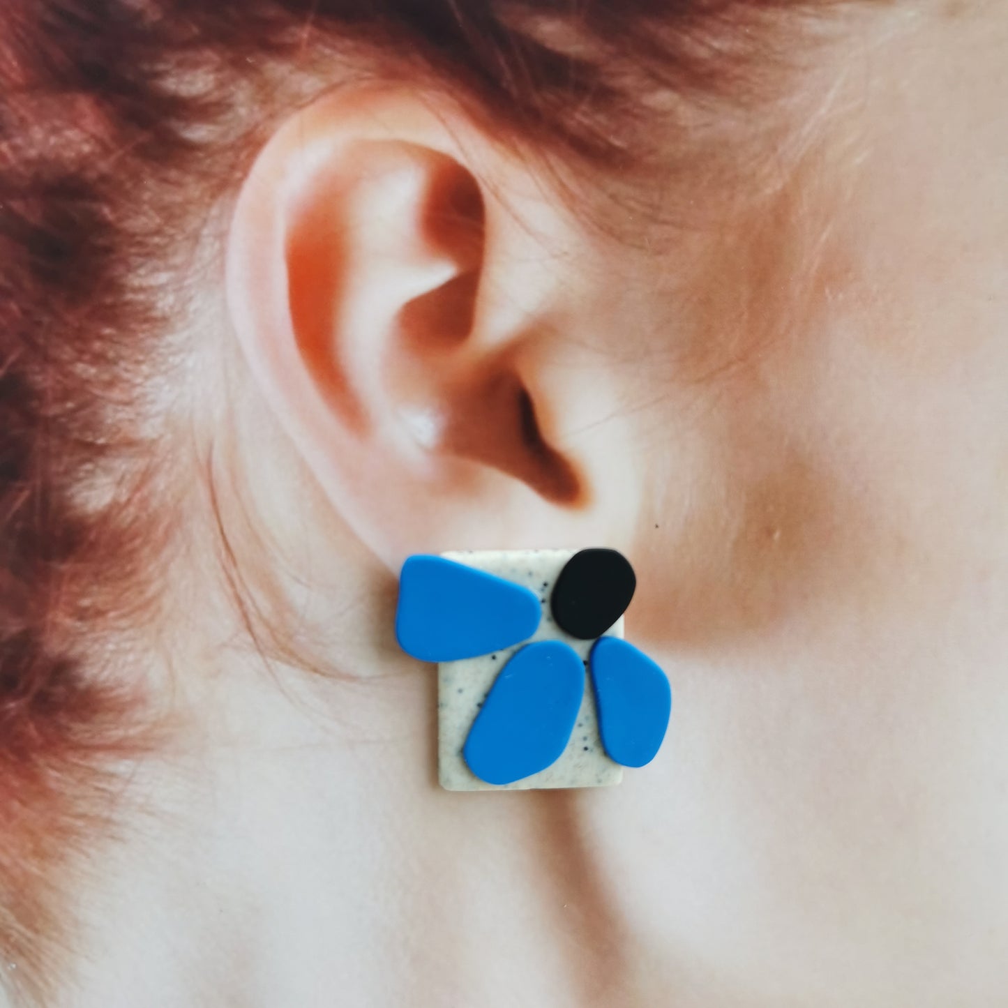 Abstract flower stud