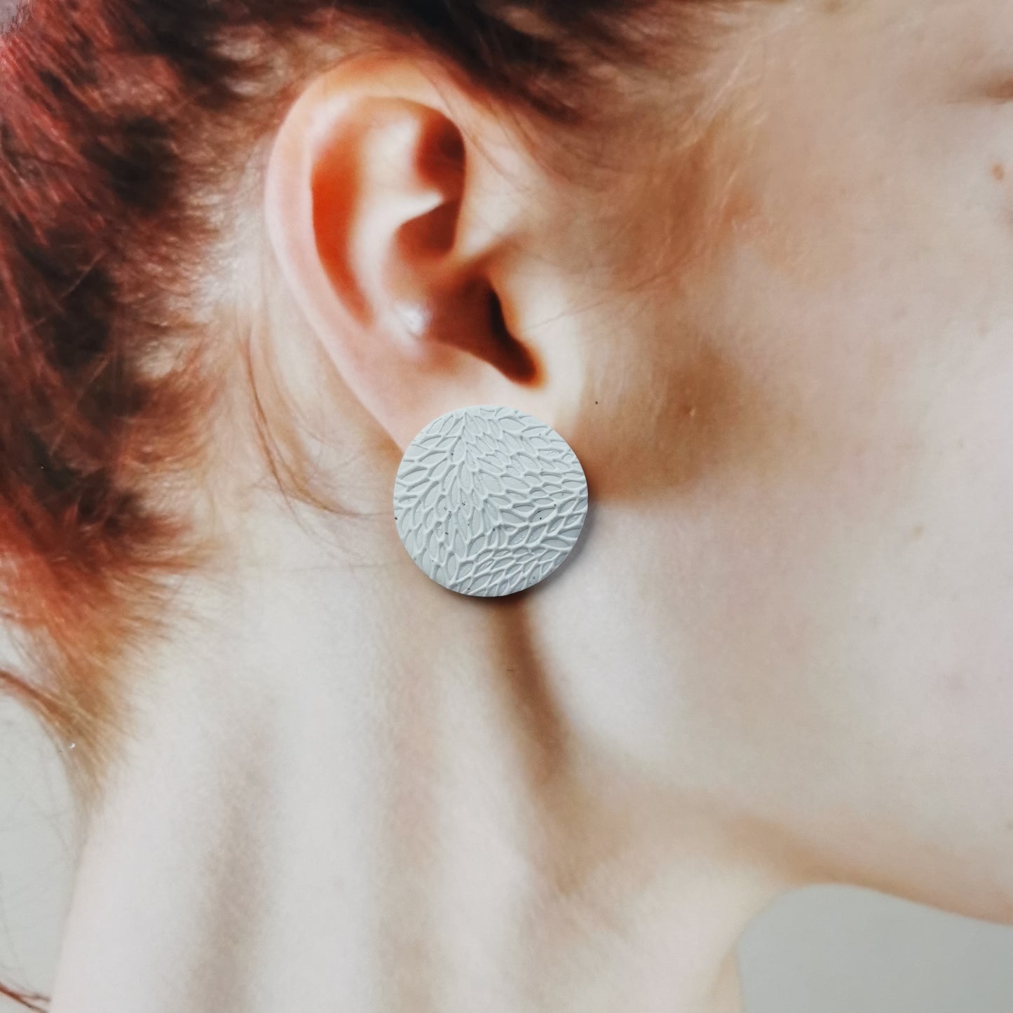 Textured organic maxi stud earring